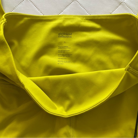Girlfriend Collective High-Rise Pocket Legging in Chartreuse L - Picture 3 of 3
